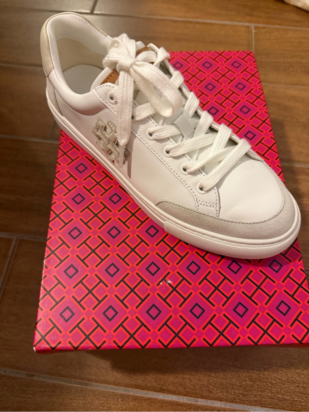Tory Burch Bari Color Block Sneakers White 8.5 EUC